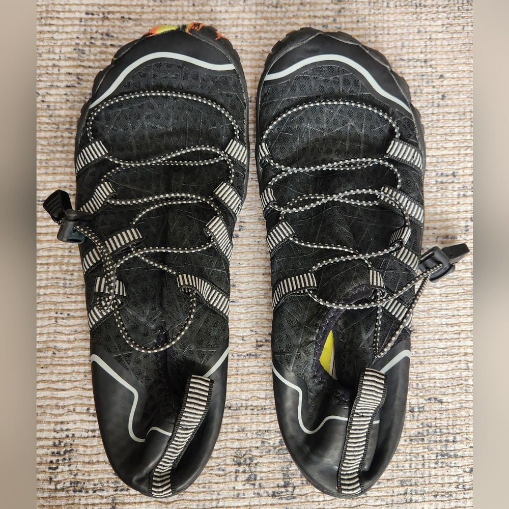 BAREFOOT WATER SHOES